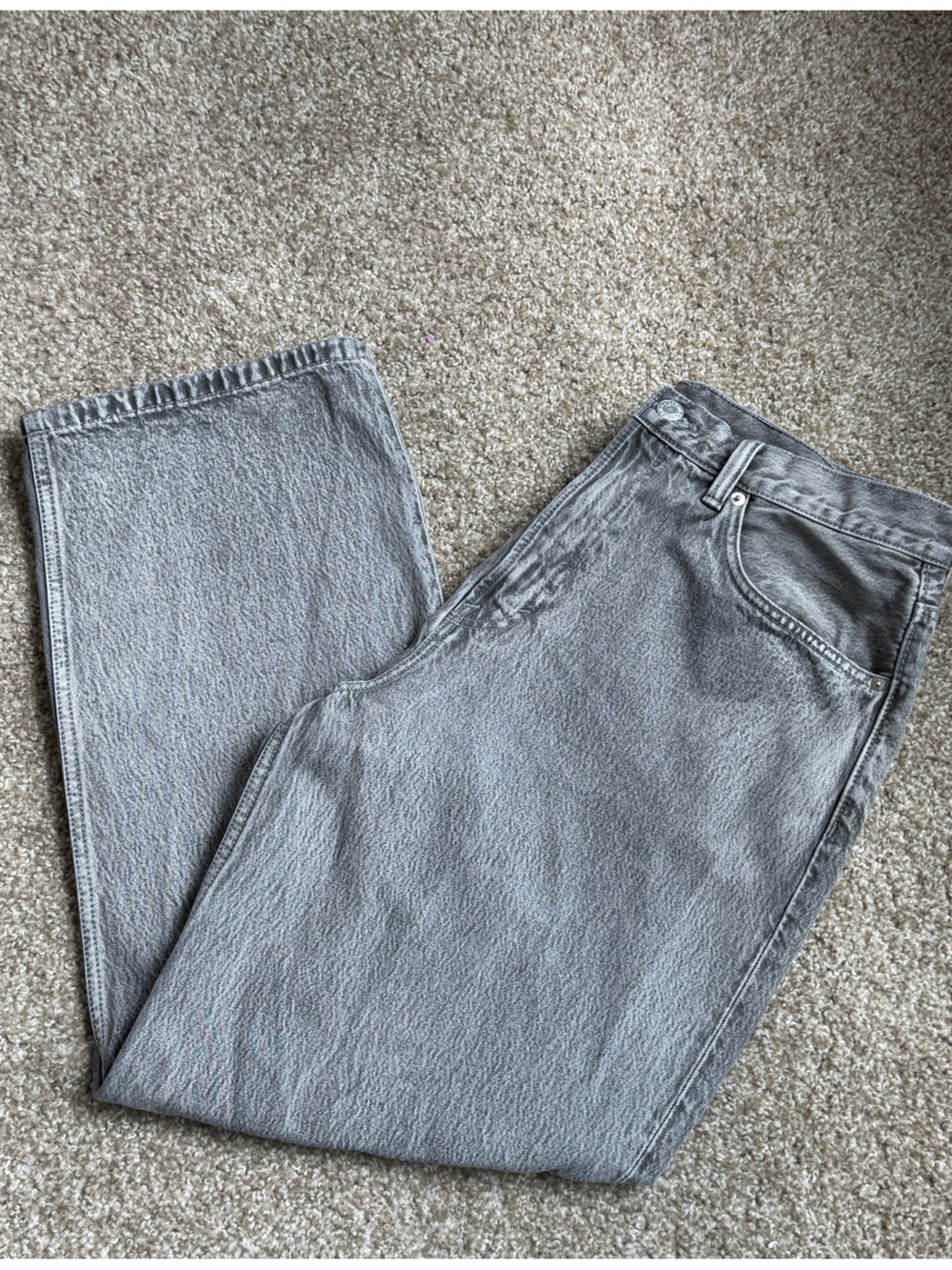 H&M Men's Straight Jeans in Light Gray Wash